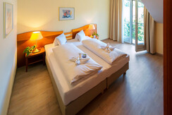 Doppelzimmer mit Balkon