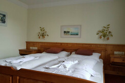 Hotel Tauplitzerhof, cozy double bed