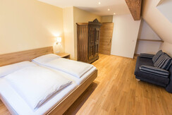 Z203 Suite (3)