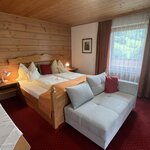 Photo of double room with shower, WC