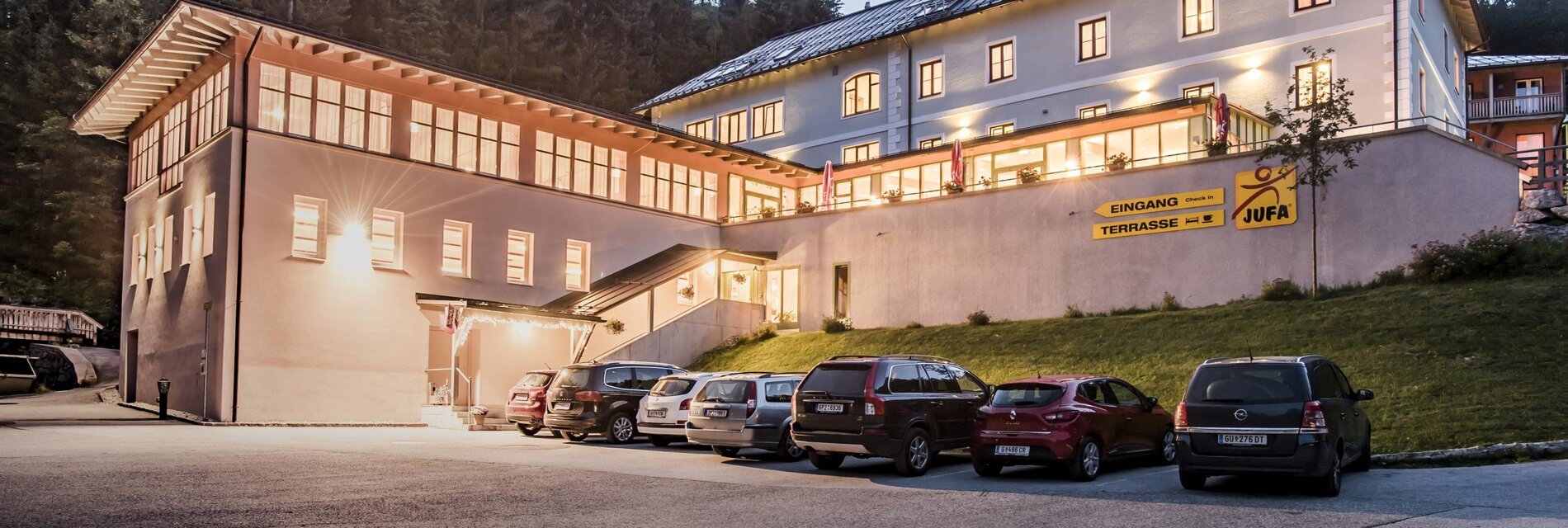 JUFA Hotel, Abend