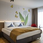 Photo of Double room, shower, toilet, balcony | © JUFA Hotel Bad Radkersburg