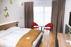 Doppelzimmer_©Foto Luttenberger, JUFA BR-9