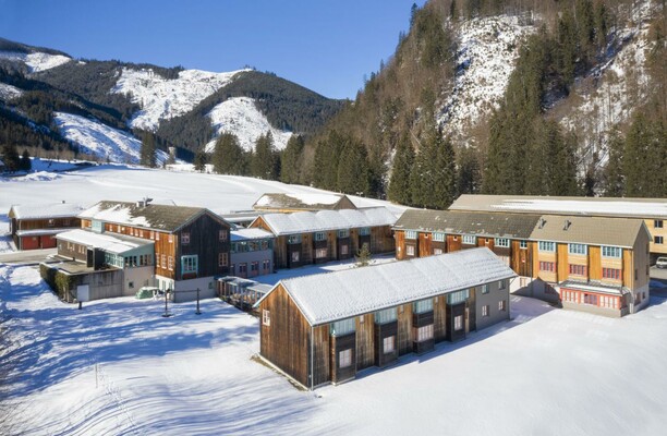 ansicht-von-oben-winter-jufa-hotel-eisenerz-1440x9 | © JUFA Hotel Eisenerz