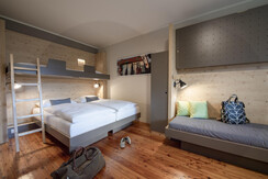 Familienzimmer mit Hochbett
