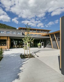 Hotel JUFA_Hotel entrance_Eastern Styria | © Hotel JUFA | Harald Eisenberger | © Hotel JUFA