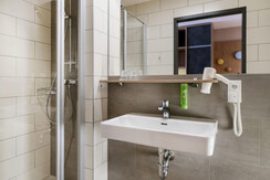 familienzimmer-bad-jufa-hotel-weiz-hochkant-scaled