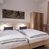 Bild von BergZeitReise, Zweibettzimmer mit Dusche, WC | © JUFA Hotel Weitental/Bruck a.d.Mur