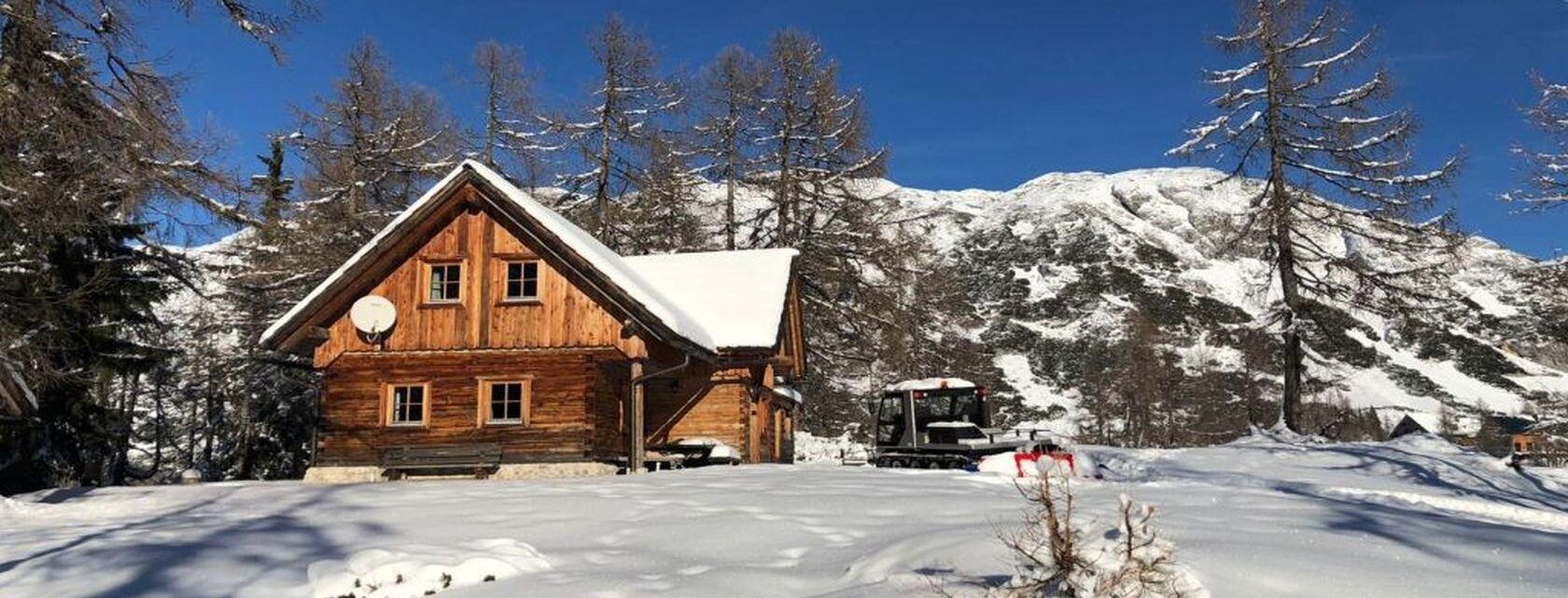 Jagahütte, Tauplitzalm, Aussenansicht im Winter