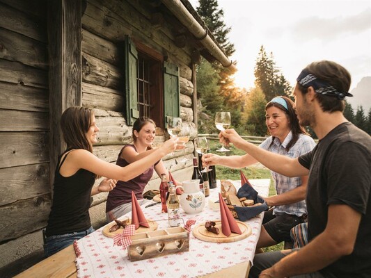 Gemütliche Stunden auf der Alm | © Stefan Leitner