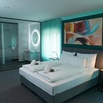 Photo of Double room, bath, toilet, 1 bed room | © Kirchenwirt Stubenberg