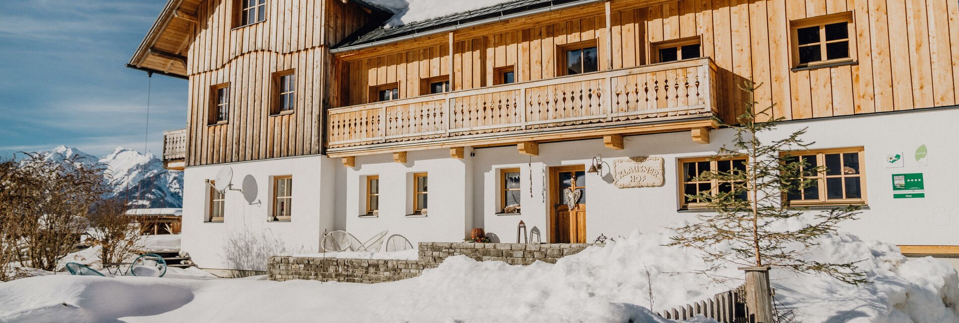 Klausnerhof- Hauptbild Winter