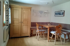 Ferienhaus-Waldhaeusl-Mitterndorf-Stube