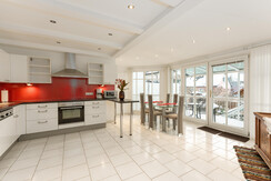 Spacious living and dining area