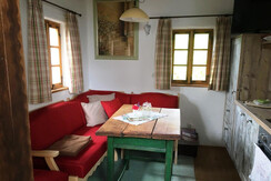 Knappenhof Weingartenstöckl Essbereich