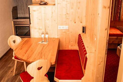 Kuckucksnest- Küche & Sitzecke