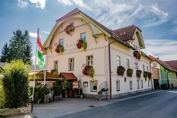 Außenansicht-KuK-Wirtshaus-Weißkirchen-Murtal | © K.u.K. Wirtshaus