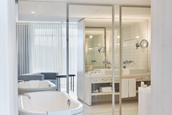 MN_SHO_Suite_Prestige_227_Badewanne-0763-end-sRGB