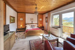 Landhaus 5 Wohnzimmer_BEB6984-HDR