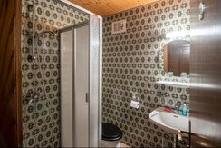 Dusche und WC
