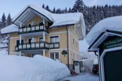 Landhaus Jasmin, Bad Mitterndorf, Haus im Winter