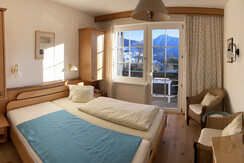 Room with balcony to the garden as Singleroom 05a