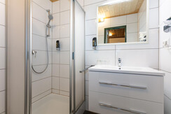 Familienzimmer 4, Bad