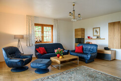 Generous bright living room with approx. 34 m²