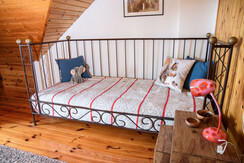 Small gable room with cuddly iron bed