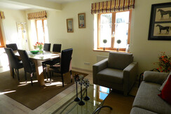 Wohnraum mit viel Tageslicht