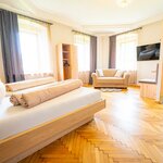Photo of Family room, shower, toilet, 1 bed room | © Lorettohof