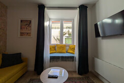 PXL_20241205_093635430