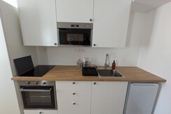 PXL_20241205_093830967