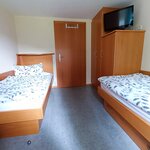Photo of Double room, shower, toilet, standard | © MH-Zimmervermietung