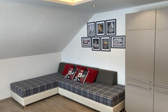 Wohnzimmer mit Küche 2