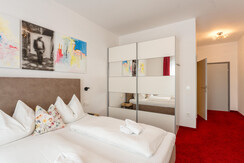 Penthouse Schlafzimmer 1 mit En-Suite Badezimmer