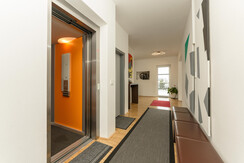 Lift mit Zugang ins Appartement