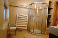 Mooshaeusl-Schladming-Badezimmer