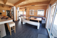 Küche und Essbereich