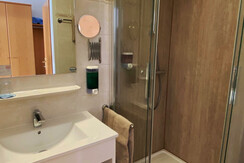 Doppelzimmer Business+, Badezimmer