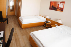 TWIN inkl. Korrespondenz