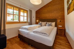 Bedroom Chalet 8
