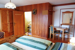 Schlafzimmer Adelsberg