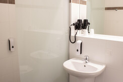 Helles Bad im Oekotel Kalsdorf