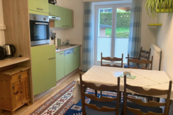 Obersdorfer Hof, Küche mit Esstisch