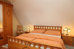 Schlafzimmer der Wohnung Sunn-Seitn