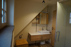 Badezimmer im Obergeschoss Landhaus