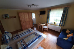 Pölzlhof-Sonnenblumenzimmer-Murtal-Steiermark