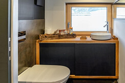 Room Pictures_Room_P_GLD_5