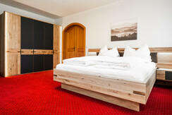 Premium Suite